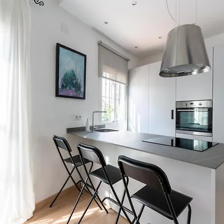 Duplex Sta Rufina شقة *